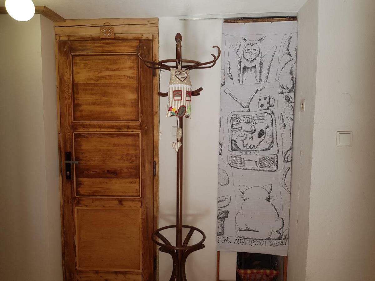 Appartement Hrncirna à Klenovice  Extérieur photo